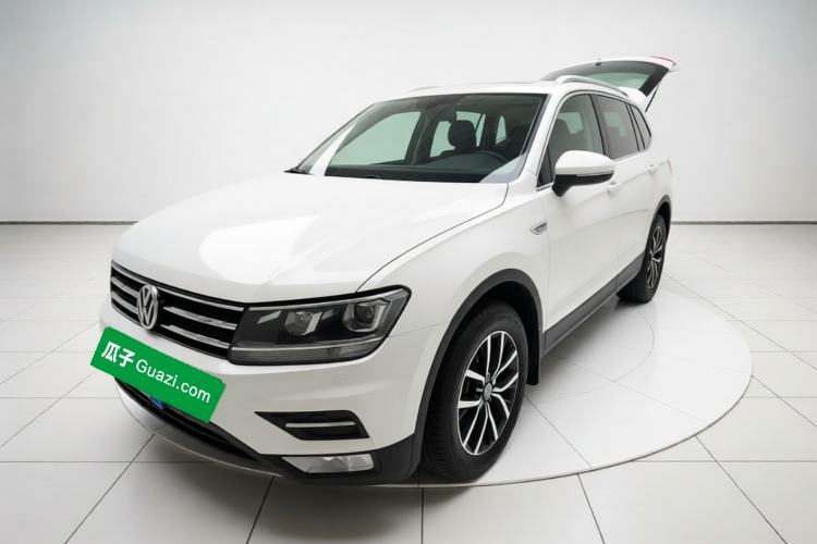 Volkswagen Tiguan L 2018 330TSI Automatic Two-Wheel Drive Luxury Edition usata Guazi used car, China used car export, Used car for sale, Used  cars, Cheapest cars for sale