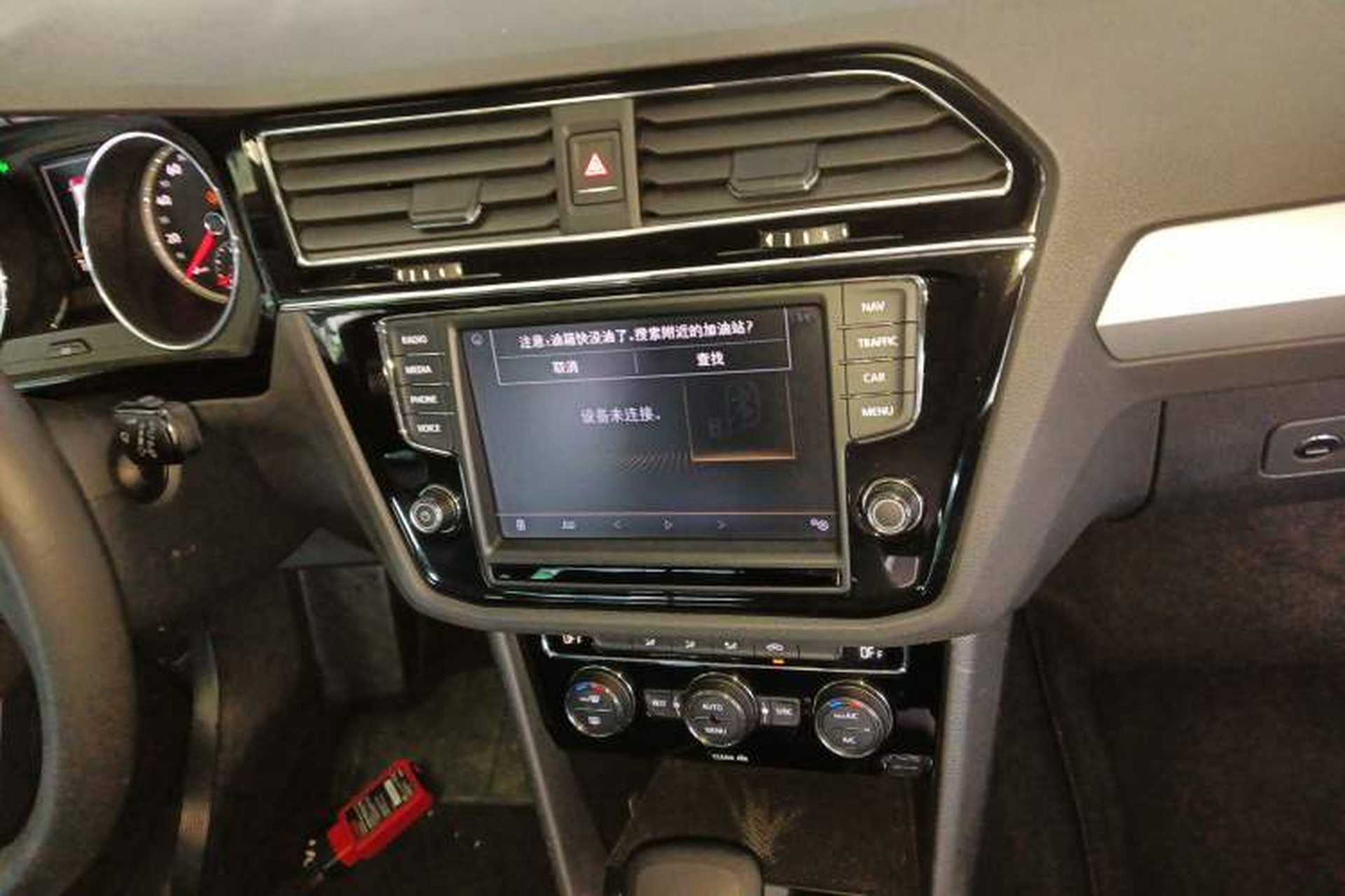 Used Volkswagen Tiguan L 2018 330TSI Automatic Two-Wheel Drive Comfort Edition Audio And AC Panel