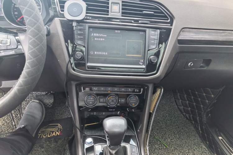 Used Volkswagen Tiguan L 2018 Facelift 330TSI Automatic Two-Wheel Drive Luxury Edition Audio And AC Panel