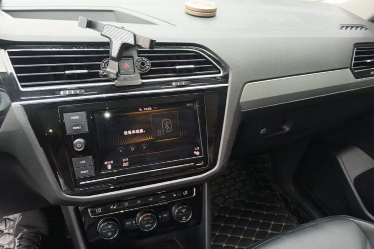 Used Volkswagen Tiguan L 2018 Facelift 330TSI Automatic Two-Wheel Drive Luxury Edition Audio And AC Panel