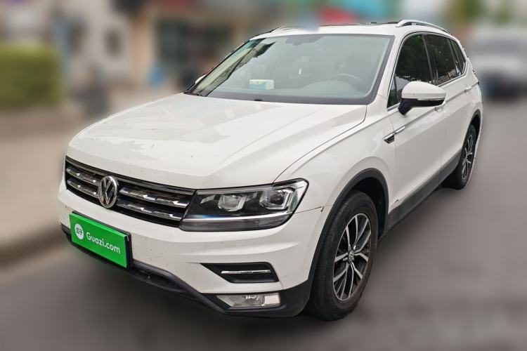 Used Volkswagen Tiguan L 2018 Facelift 330TSI Automatic Two-Wheel Drive Luxury Edition Guazi used car, China used car export, Used car for sale, Used  cars, Cheapest cars for sale