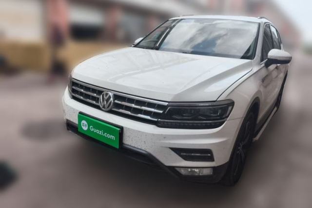 Volkswagen Tiguan L 2018 380TSI Automatic All-Wheel Drive Luxury Edition с пробегом