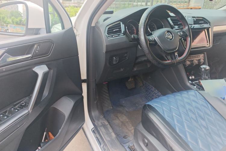 Used Volkswagen Tiguan L 2018 Facelift 330TSI Automatic Two-Wheel Drive Luxury Edition Driver Seat