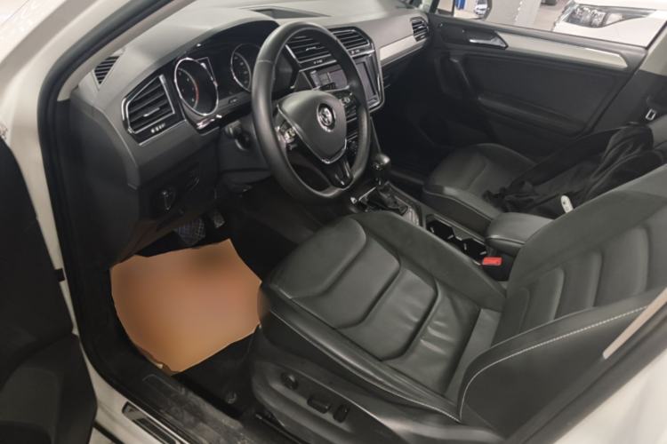 Used Volkswagen Tiguan L 2018 Revised Version 330TSI Automatic Two-Wheel Drive Comfort Edition Driver Seat