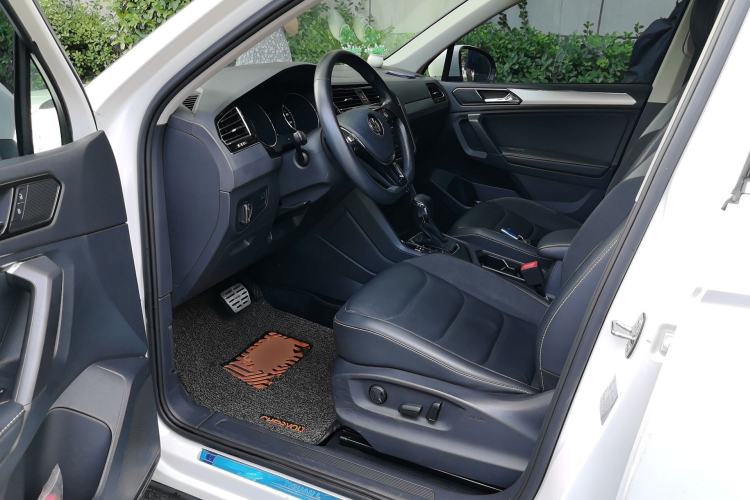 Used Volkswagen Tiguan L 2018 Facelift 330TSI Automatic Two-Wheel Drive Luxury Edition Driver Seat