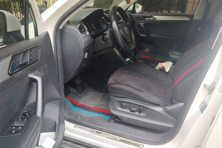 Used Volkswagen Tiguan L 2018 330TSI Automatic Two-Wheel Drive Luxury Edition Driver Seat