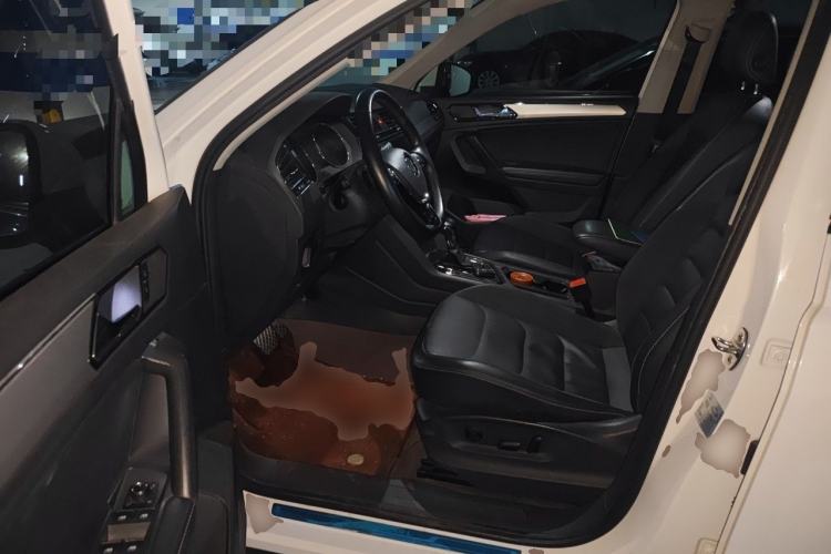 Used Volkswagen Tiguan L 2018 Facelift 330TSI Automatic Two-Wheel Drive Luxury Edition Driver Seat