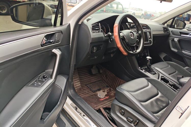 Used Volkswagen Tiguan L 2018 330TSI Automatic Two-Wheel Drive Comfort Edition Driver Seat