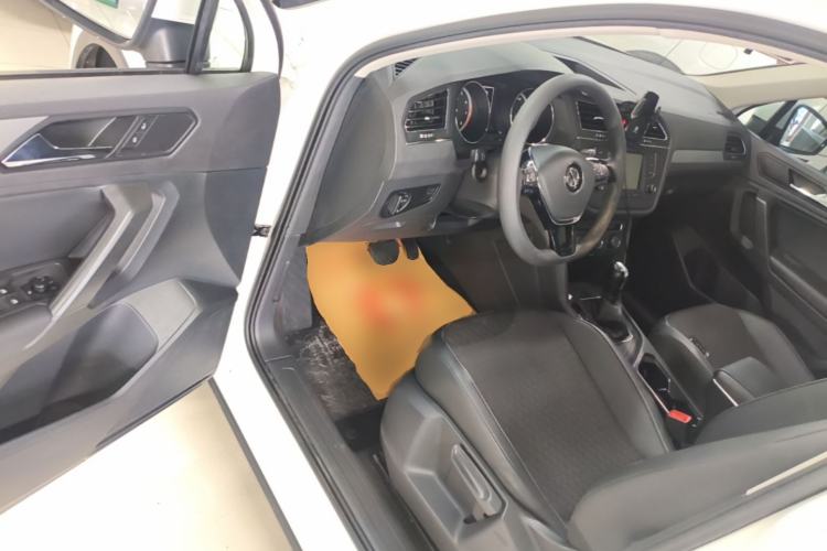 Used Volkswagen Tiguan L 2018 330TSI Automatic Two-Wheel Drive Luxury Edition Driver Seat