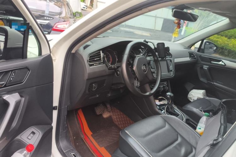 Used Volkswagen Tiguan L 2018 330TSI Automatic Two-Wheel Drive Flagship Edition Driver Seat