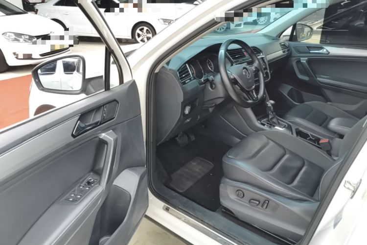 Used Volkswagen Tiguan L 2018 330TSI Automatic Two-Wheel Drive Luxury Edition Driver Seat