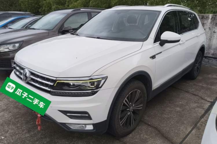 Used Volkswagen Tiguan L 2018 380TSI Automatic All-Wheel Drive Luxury Edition Guazi used car, China used car export, Used car for sale, Used cars, Cheapest cars for sale