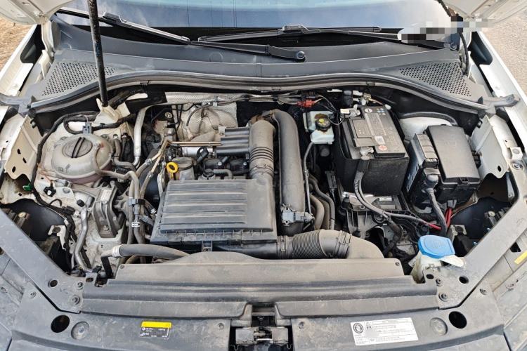 Used Volkswagen Tiguan L 2018 280TSI Automatic Two-Wheel Drive Comfort Edition Engine Bay