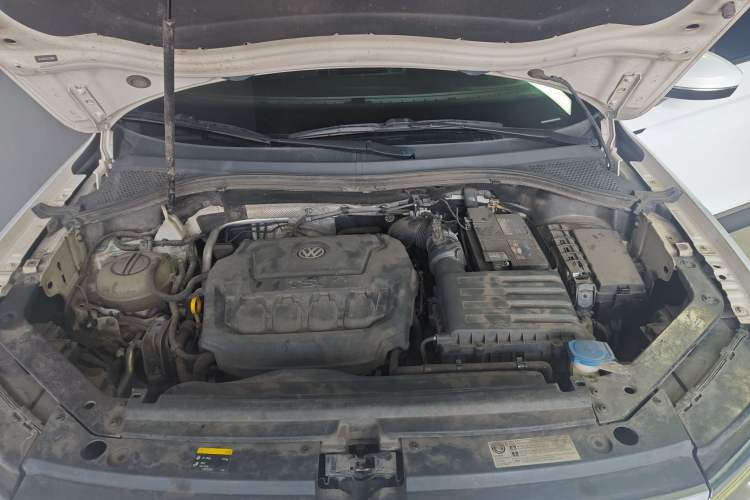Used Volkswagen Tiguan L 2018 330TSI Automatic Two-Wheel Drive Flagship Edition Engine Bay