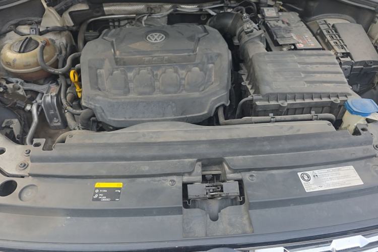 Used Volkswagen Tiguan L 2018 330TSI Automatic Two-Wheel Drive Luxury Edition Engine Bay