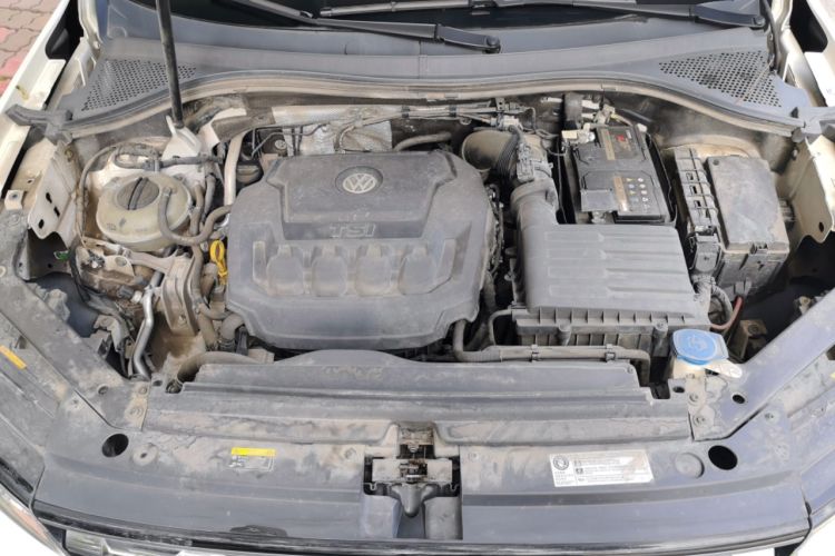 Used Volkswagen Tiguan L 2018 Facelift 330TSI Automatic Two-Wheel Drive Luxury Edition Engine Bay
