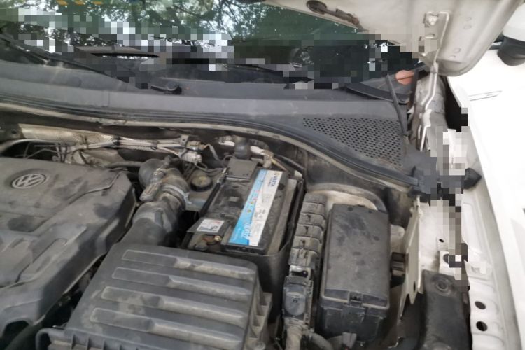 Used Volkswagen Tiguan L 2018 330TSI Automatic Two-Wheel Drive Luxury Edition Engine Bay Left