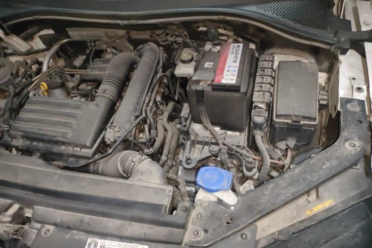 Used Volkswagen Tiguan L 2018 280TSI Automatic Two-Wheel Drive Comfort Edition Engine Bay Left