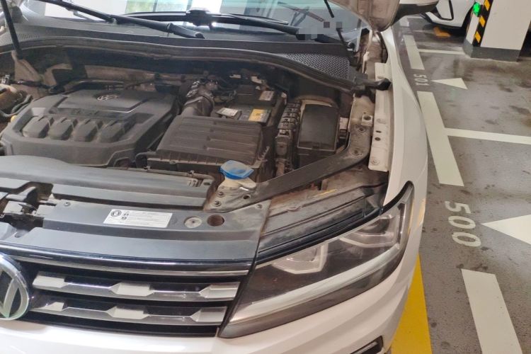 Used Volkswagen Tiguan L 2018 330TSI Automatic Two-Wheel Drive Comfort Edition Engine Bay Left