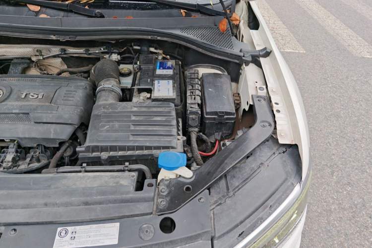 Used Volkswagen Tiguan L 2018 380TSI Automatic All-Wheel Drive Flagship Edition Engine Bay Left