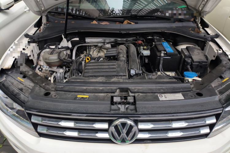 Used Volkswagen Tiguan L 2018 280TSI Automatic Two-Wheel Drive Comfort Edition Engine Bay