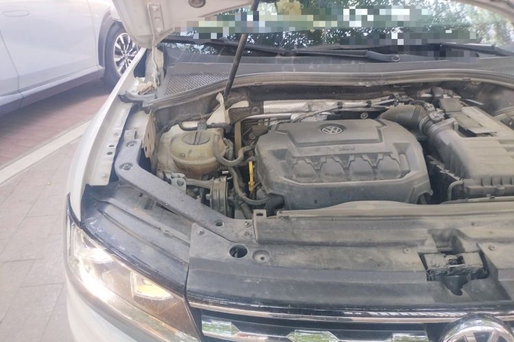 Used Volkswagen Tiguan L 2018 330TSI Automatic Two-Wheel Drive Luxury Edition Engine Bay Right