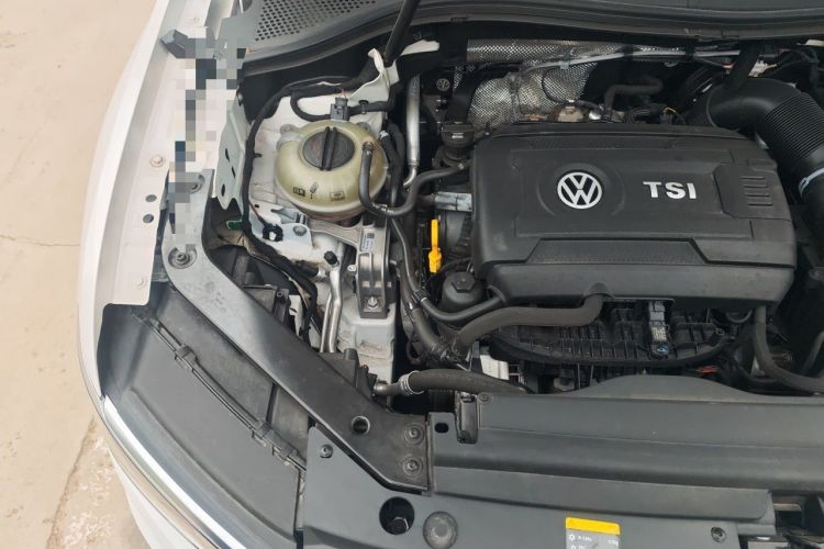 Used Volkswagen Tiguan L 2018 380TSI Automatic All-Wheel Drive Luxury Edition Engine Bay Right