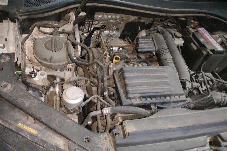 Used Volkswagen Tiguan L 2018 280TSI Automatic Two-Wheel Drive Comfort Edition Engine Bay Right