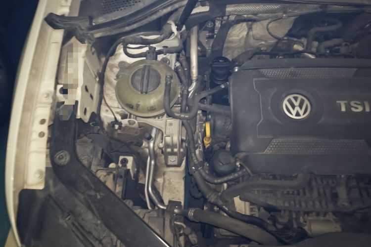 Used Volkswagen Tiguan L 2018 380TSI Automatic All-Wheel Drive Luxury Edition Engine Bay Right