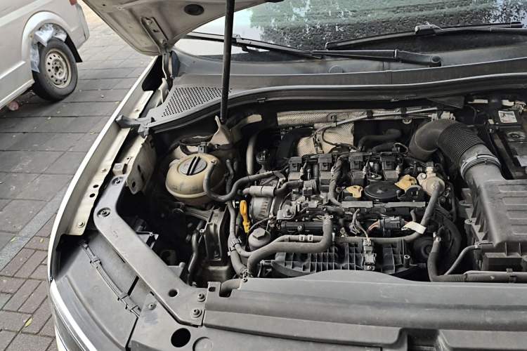 Used Volkswagen Tiguan L 2018 380TSI Automatic All-Wheel Drive Luxury Edition Engine Bay Right
