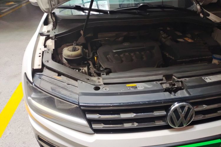 Used Volkswagen Tiguan L 2018 330TSI Automatic Two-Wheel Drive Comfort Edition Engine Bay Right