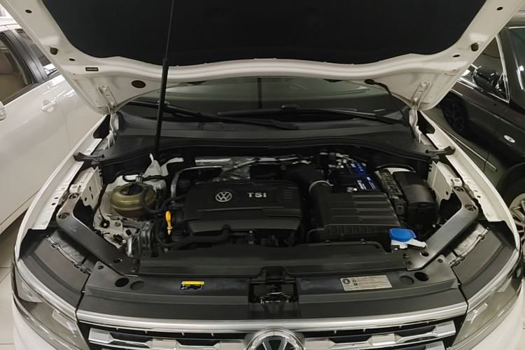 Used Volkswagen Tiguan L 2018 Revised Version 380TSI Automatic All-Wheel Drive Flagship Edition Engine Bay