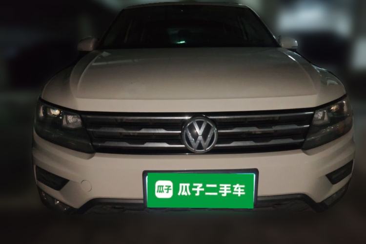 Used Volkswagen Tiguan L 2018 Facelift 330TSI Automatic Two-Wheel Drive Luxury Edition Exterior 1