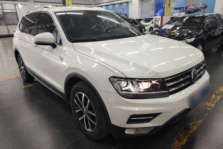 Used Volkswagen Tiguan L 2018 280TSI Automatic Two-Wheel Drive Comfort Edition Exterior 1