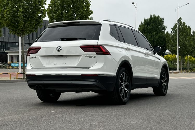 Used Volkswagen Tiguan L 2018 330TSI Automatic Two-Wheel Drive Flagship Edition Exterior 10