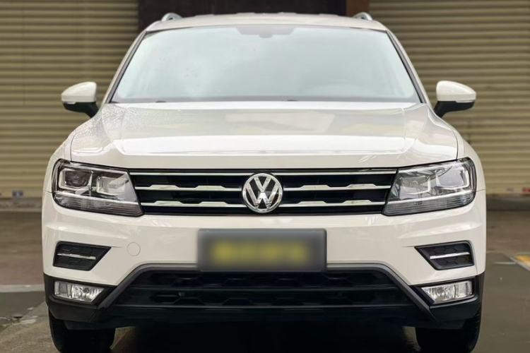 Used Volkswagen Tiguan L 2018 330TSI Automatic Two-Wheel Drive Comfort Edition Exterior 3