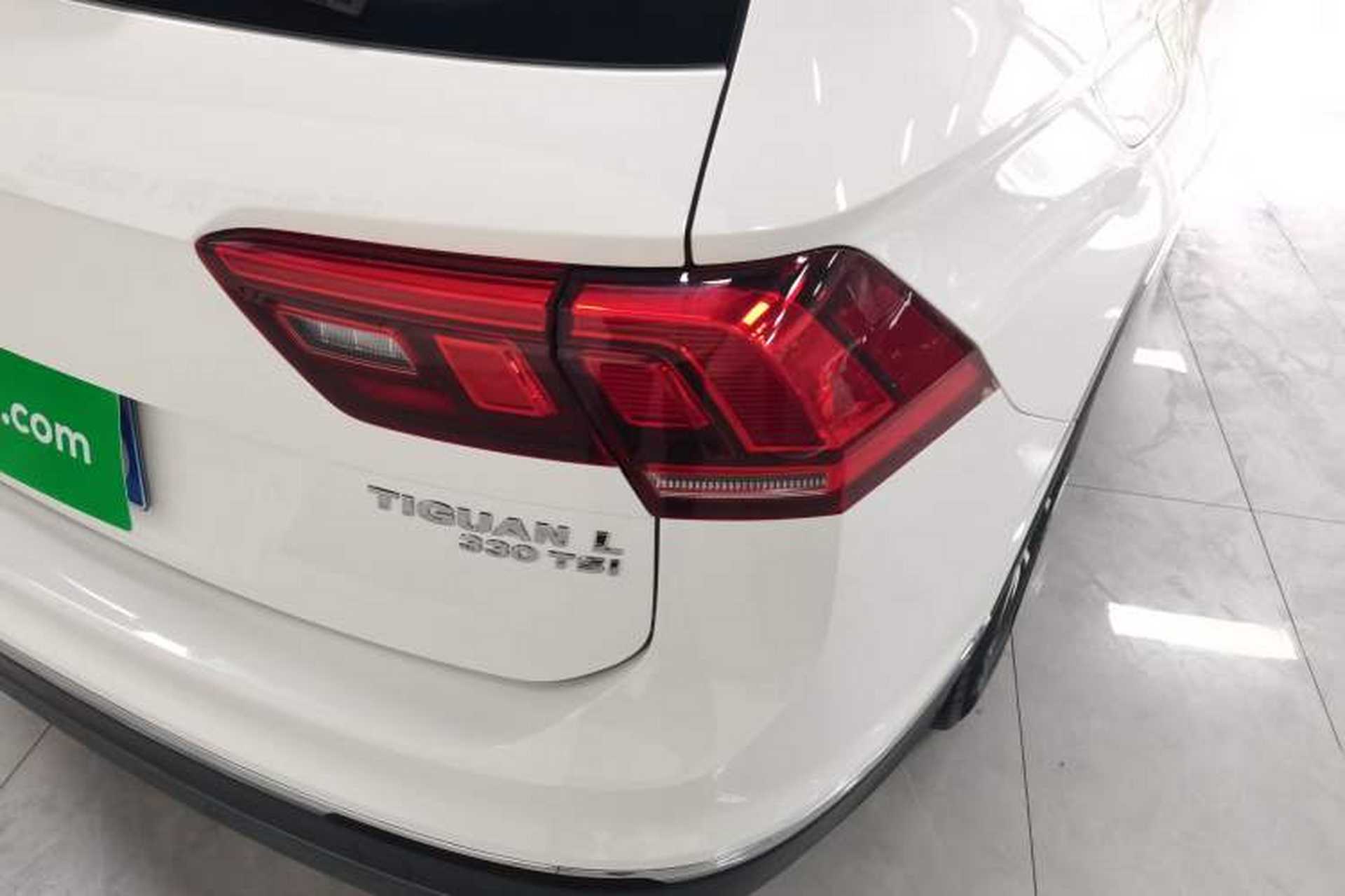 Used Volkswagen Tiguan L 2018 330TSI Automatic Two-Wheel Drive Luxury Edition Exterior 3