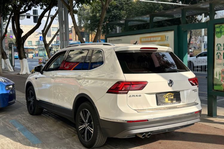 Used Volkswagen Tiguan L 2018 330TSI Automatic Two-Wheel Drive Flagship Edition Exterior 3