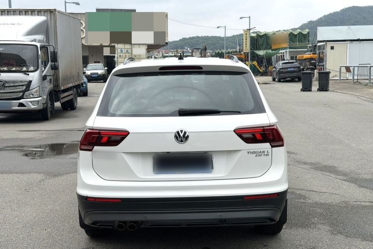 Used Volkswagen Tiguan L 2018 330TSI Automatic Two-Wheel Drive Luxury Edition Exterior 3