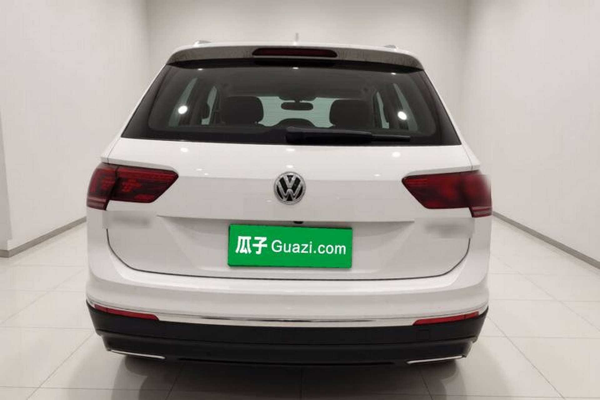 Used Volkswagen Tiguan L 2018 380TSI Automatic All-Wheel Drive Luxury Edition Exterior 4