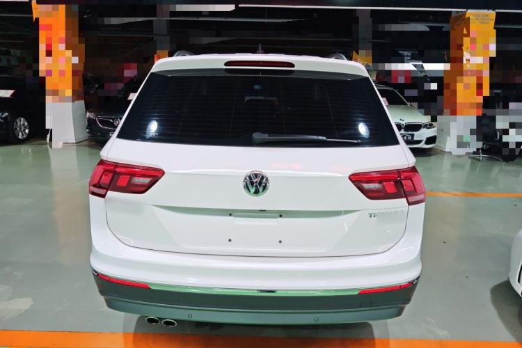 Used Volkswagen Tiguan L 2018 330TSI Automatic Two-Wheel Drive Luxury Edition Exterior 4