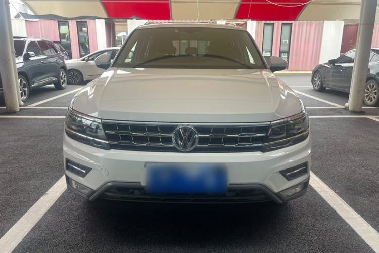 Used Volkswagen Tiguan L 2018 330TSI Automatic Two-Wheel Drive Flagship Edition Exterior 4