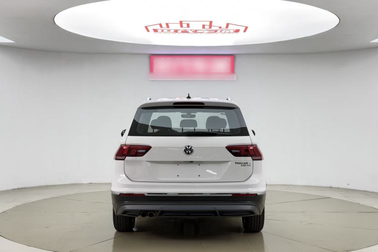 Used Volkswagen Tiguan L 2018 Facelift 330TSI Automatic Two-Wheel Drive Luxury Edition Exterior 5
