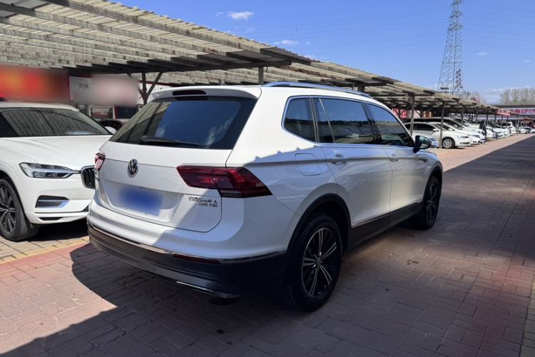 Used Volkswagen Tiguan L 2018 380TSI Automatic All-Wheel Drive Luxury Edition Exterior 5