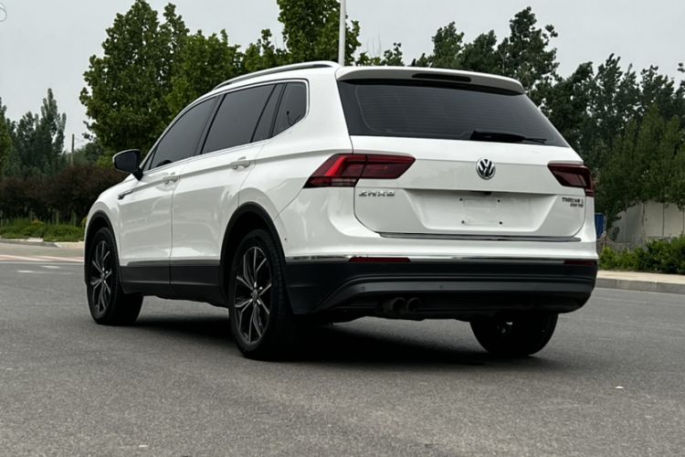 Used Volkswagen Tiguan L 2018 330TSI Automatic Two-Wheel Drive Flagship Edition Exterior 9