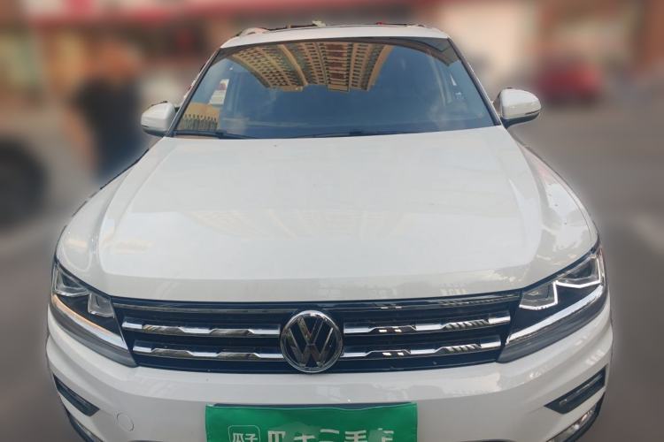 Used Volkswagen Tiguan L 2018 Facelift 330TSI Automatic Two-Wheel Drive Luxury Edition Front