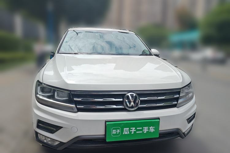 Used Volkswagen Tiguan L 2018 330TSI Automatic Two-Wheel Drive Luxury Edition Front