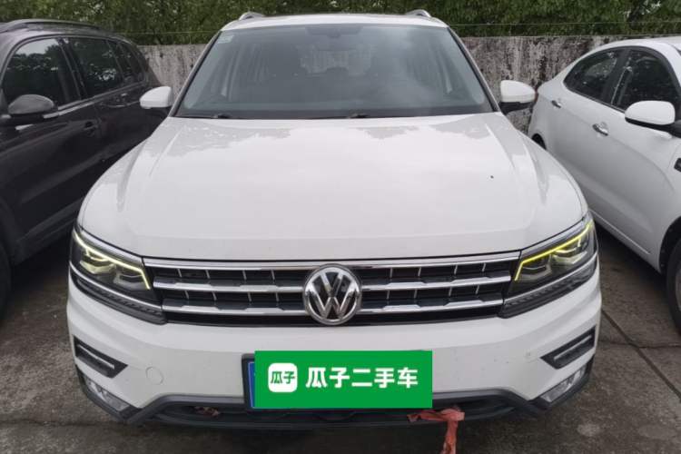 Used Volkswagen Tiguan L 2018 380TSI Automatic All-Wheel Drive Luxury Edition Front
