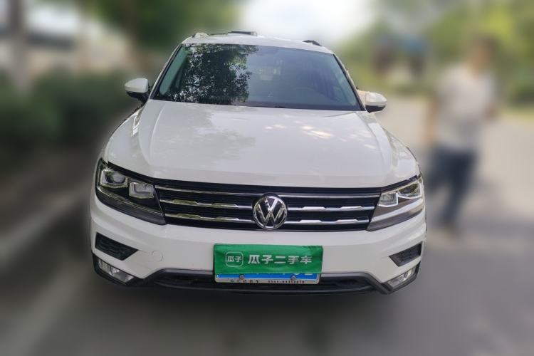 Used Volkswagen Tiguan L 2018 330TSI Automatic Two-Wheel Drive Luxury Edition Front