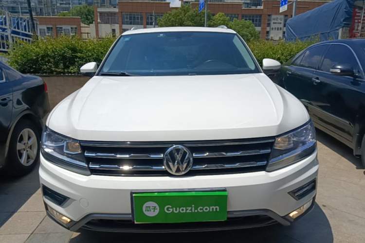 Used Volkswagen Tiguan L 2018 330TSI Automatic Two-Wheel Drive Luxury Edition Front